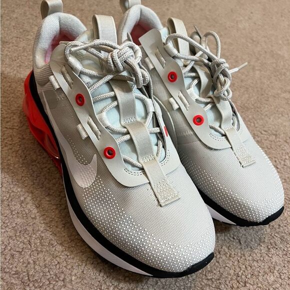 Wmns Air Max 2021 Light Bone size 9.5 - Picture 3 of 13